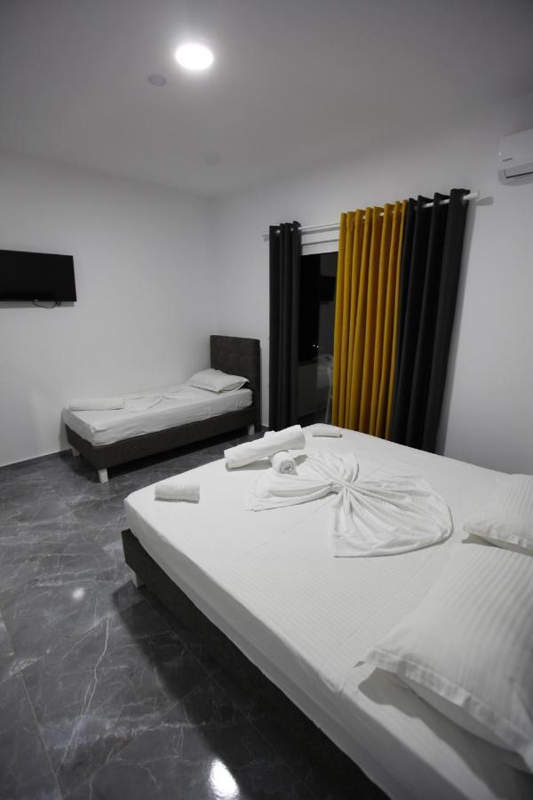 Hotel SEADEL Ksamil Exterior foto